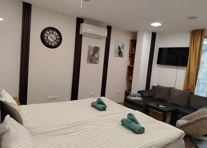 Good Mood & Parking 2 Φιλιππούπολη