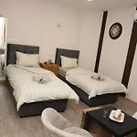 Apartment Good Mood & Parking 2 *