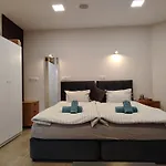 Apartment Good Mood & Parking 2 *
