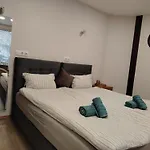 Apartment Good Mood & Parking 2 Plovdiv