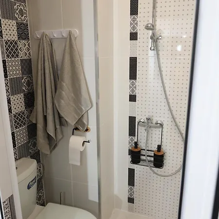 Good Mood & Parking 2 Daire