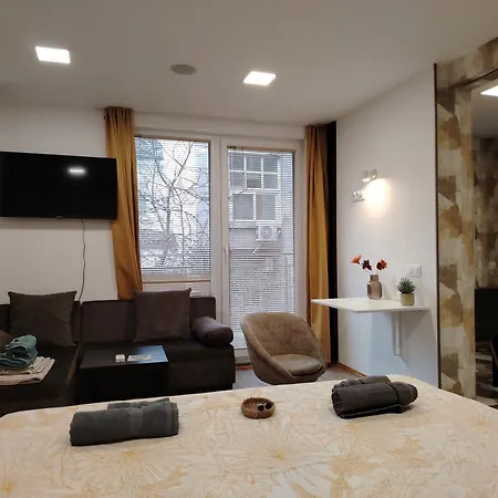 Good Mood & Parking 2