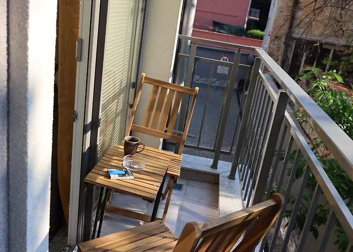 Good Mood & Parking 2 Пловдив