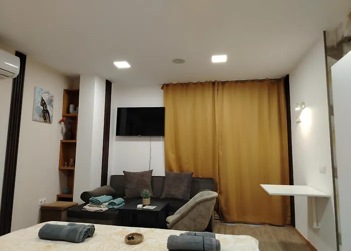 Good Mood & Parking 2 Апартамент *